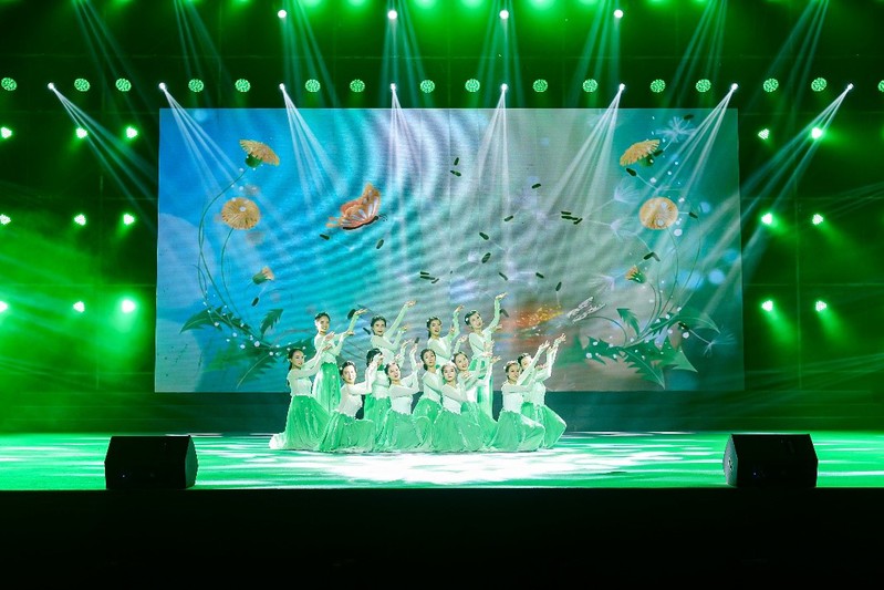 http://www.jsou.edu.cn/_upload/article/images/bc/26/f8d5e3e5451b9850bc0bc0bb4bd0/c3431f81-e770-40b3-ac19-2f06709afbed.jpg